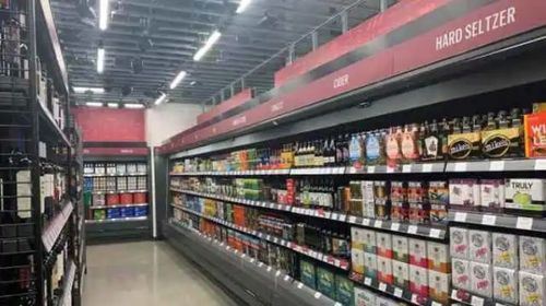 探秘亚马逊首家无人杂货店 5000种商品与酒类零售的创新融合